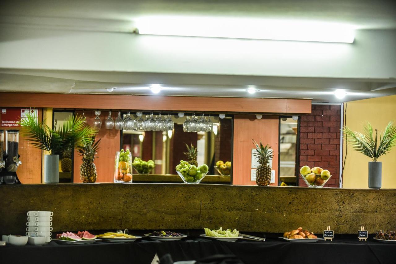 Hotel Nogales By Tempo Rent サンティアゴ エクステリア 写真